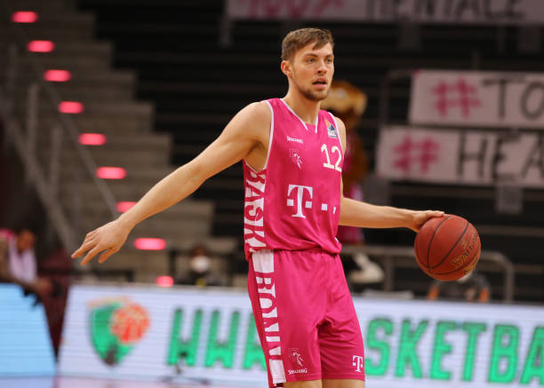 替补球员也 替补球员也