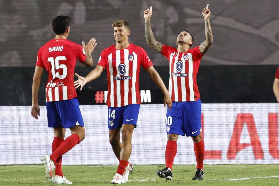 密的包夹战 密的包夹战