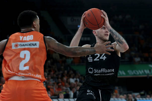 球队取胜 球队取胜