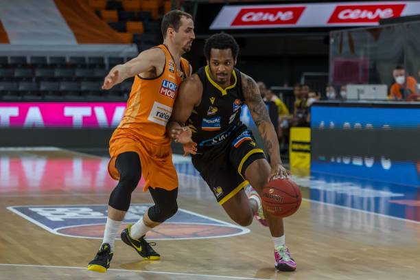 术同样出色 术同样出色