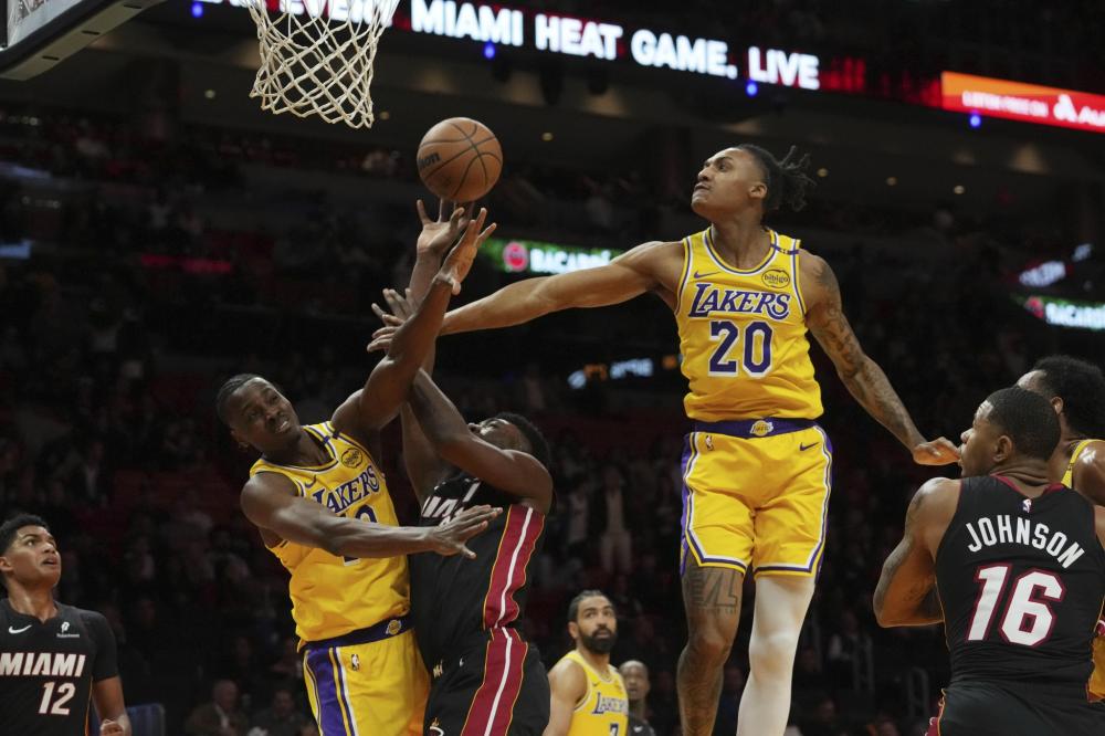 主席巴赫重 主席巴赫重